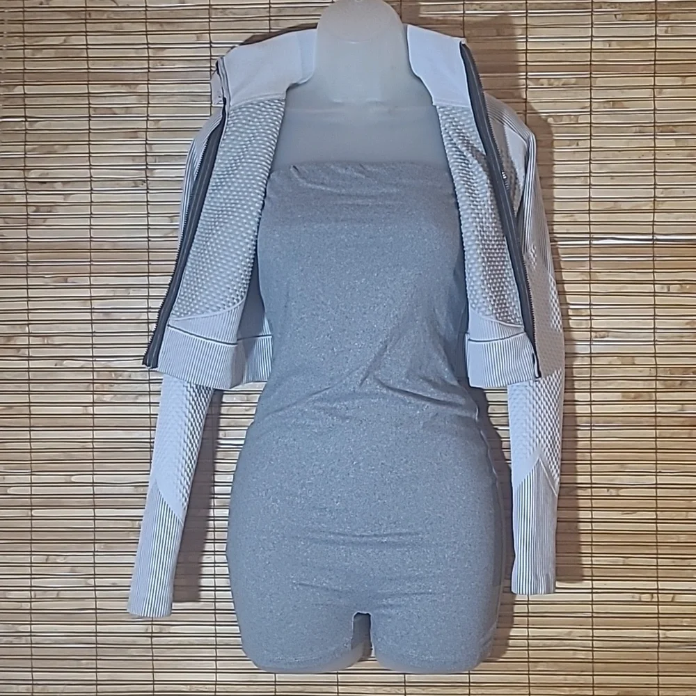 Fitted 2pc Full Support Workout/Running Set 🏃♀️👟 - Picture 10 of 10